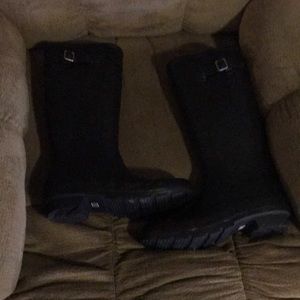 Black Rainboots